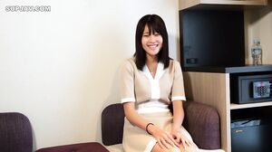 A super slender former idol with a beautiful face, beau