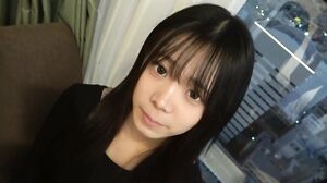 A perfect com-summe with no smiles, no curls, no reacti