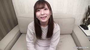 Mayu is a pure girl with a style that rivals any idol.