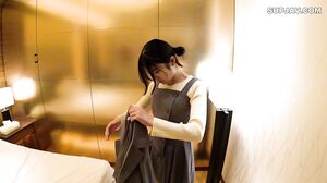 Yuki (19\) 4th time Creampie while wearing Santa costum