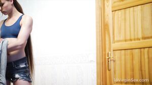 18 Virgin Sex - Aurelia