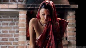 MPLStudios - Tara 13