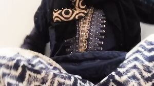 Aaliyah Yasin - Horny Muslim Girl Hijab masturbation