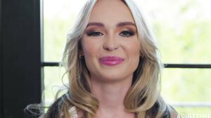 AdultTime - Lilly Bell Up Close With Lilly Bell