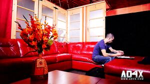 Lily Rose - Catwoman Se Fait Baiser Qc