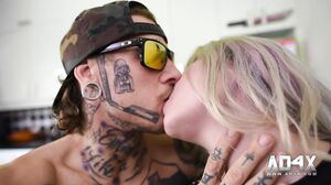 Maddy Mckenzie - Cuisine Psychedelique