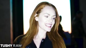 Ella Hughes - So Thirsty