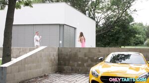 Olivia Sparkle - Gold Digger Gets What She Deserves in HD