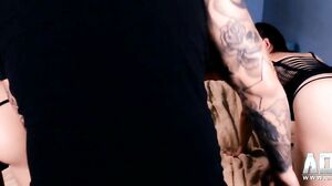 Zoe Zebra, Stacey Lee - Party De Sexe