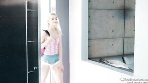 Chloe Cherry - Teen Hitchhikers #04, Scene #03