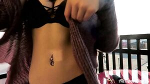 xmissmoxxix balcony public flash cum