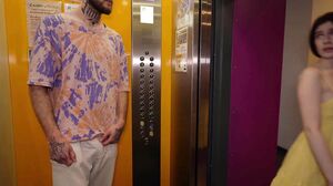 Hot Pearl - HE FOLLOWED ME AND THEN USED ME IN A PUBLIC PLACE IN FRONT OF EVERYONE