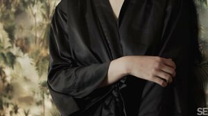 SexArt - Antonia Sainz And Kaira Love Hypnotize Me