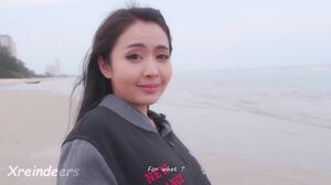 Xreindeers - A Pretty Girl At The Beach Fucking A Stranger With Crazy Deals