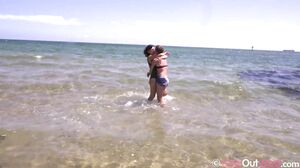 GirlsOutWest - Fluid And Lune Summer Lovers