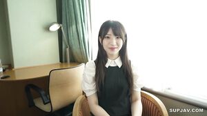 Everyone is fascinated by the transparent beauty. Intense sex with a pure 20 year old who works at a flower shop.
