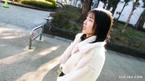 Natural G-cup beauty A beautiful woman with a good appearance. Beautiful white and big pink areola titty fuck is a must-see, raw creampie.