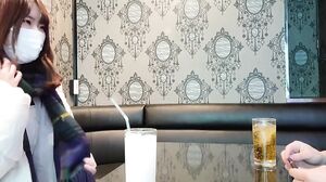 “I’ll give you back the money…” An ignorant interest slender beauty who has been held in her weakness.〇 Female Haruka-chan. Although she desperately resisted, she couldn’t resist her instincts and ejaculated four times in half.