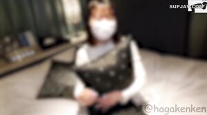 An 18-year-old bristle potato girl who was frightened but prepared. A record of her growth as an upright and innocent girl becomes an adult.