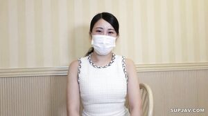 Perfect shaved pussy without any dirt! After observing Cuzco in the vagina of a beautiful woman, it was beautiful. She broke her promise and gave a blow job to her face, put out two vaginal cum shots on her beautiful pussy, and carved a digital tattoo.