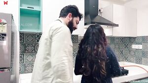 Bhaiyya Bana Saiyyan – 2024 – Hindi Hot Short Film – Showx