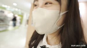 A clerk who longs to be a model and makes a living while working part-time at a spa! ! It was irresistible to see him shyly finished…