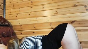 SWife Katy - A Colleague Fucked a Whore Wife at his Dacha and sent a Video to her Husband. Шлюшка жена