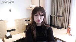 I cuckolded a cute married woman in my neighborhood who was in high spirits and was in good spirits.