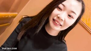 Goodbye. She had a cute smile, and after this day, she lost contact with her and learned that she was sick with rumors. This is the last video of me still smiling innocently!