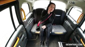 Zuzu Sweet - Sofia The Bum