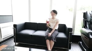 Further Cuckold From A Friend Who Cuckold The Wife Of A Company Executive! I Received A Request To Shoot A SEX Video For My Wife And A Friend, And I Became A Photographer, But I Was Banned From Touching My Friend’s Exclusive Desire, But My Wife Seduced Me