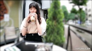 Mio-chan who looks like Gacky has finally awakened! Cum swallowing, creampie, creampie, beautiful girl so far. .