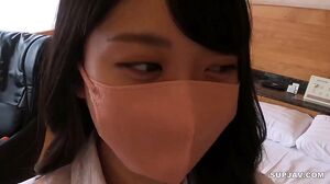 Erika-chan’s first cum! A cute face is going to be a serious problem with sperm!