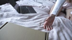 Via Hub - Stepsister Likes to Put Everything in Her Pussy, Especially Toys from Touchhoney Com - Viahub