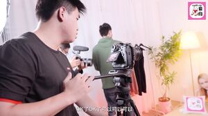 SWAG.live - Asian petite in her debut