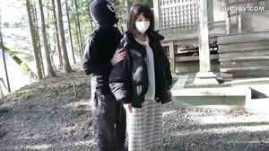 I found a shrine on my way home, so I made him swear in front of God that he would repay properly.