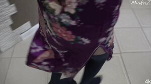 MiakaZ - Indkaldte En Massør, Fyldte Hænderne Med Sæd