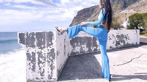 Irene Rouse - Atlantic blue in 4K