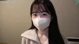 Moka-chan, a former idol trainee. Her naive face and fair body are too attractive! The unavoidable pregnancy vaginal cum shot that puts out something dark in the back of such a neat child was too great. ♡ angel ♡