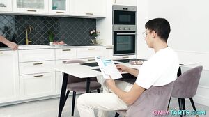 Charlotte Lapiedra - Nerd Trap