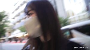 That girl I found in the “ordinary” of Minami Alps City has now become a female college student and once again in front of me… she has grown into a beautiful woman who is both modest and graceful.