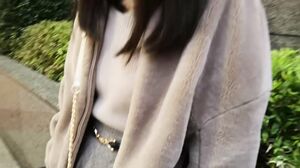 A literary woman who is a librarian with high rarity and value. Creampie