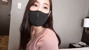 We are a muscle training couple who have been dating for 3 years! Look at our sweaty sex (cumshot)!