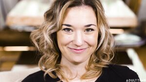 AdultTime - Nicki Hunter B Up Close With Nicki Hunter