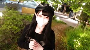 A serious story with a smiling face and a 0 yen smile My overprotective parents arent here today and theres no curfew so its nighttime but Id like to see what a luxury hotel is like as a social study