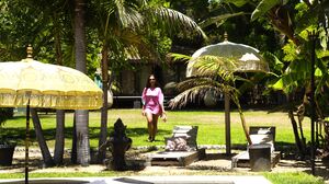 April Olsen - Boobalicious Vacation Cheaters in 4K