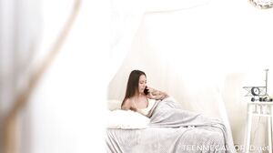 Pretty Mary - Late but satisfied in 4K