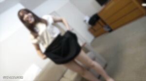 A beautiful woman with a cute smile in pure style existed in the region! ! Memi-chan, a petite and sensitive local female college student who doesn’t know the world, is middle-aged and raw at a business in broad daylight.