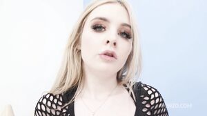 PISS SLUT - Baby Kxtten Offers Her Holes In 5on1 Interracial Double And Triple Stuffing SZ2954 (PEE)