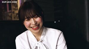 Atari-Recommended Pure and erotic young lady who looks a little like Satomi Ishihara. She is a very cute and pretty girl.